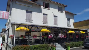 Restaurant des Voyageurs à Saint-Paul-des-Landes