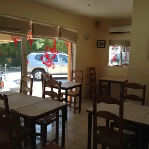 Douang Dee à Tourves