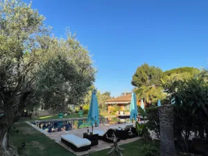 Villa Peacock Guesthouse à Agde