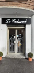 Café Bar Restaurant -Hotel Le Colonel à Vitry-sur-Seine