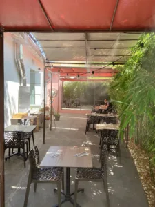 Restaurant traiteur Comme une abeille à Montélimar