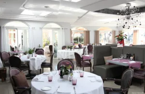 Le Mas du Lingousto Restaurant à Cuers