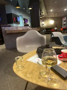 IBIS KITCHEN LOUNGE BAR A VINS à Annecy