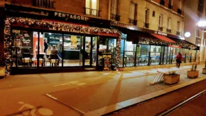 Le Pentagone à Issy-les-Moulineaux