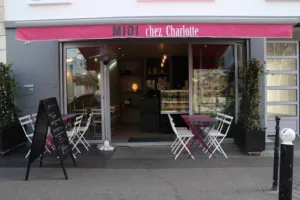 Midi Chez Charlotte à Boulogne-Billancourt