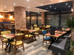 Mani à Sainte-Geneviève-des-Bois