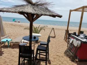 Latino beach restaurant à Sérignan