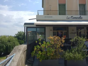 Restaurant – Pizzéria la Comédia à Bourg-de-Péage