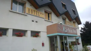 hotel restaurant  » le Relais fleuri «  à Le Rheu