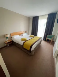 Golf Hôtel de Mont Griffon, Restaurant des Lacs à Luzarches