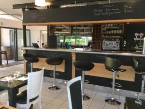 Le Bistrot du Camping à Saint-Yrieix-sur-Charente