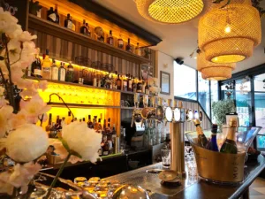 Le Gavroche à Courbevoie