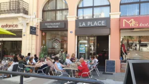 La place restaurant traiteur à Saint-Raphaël
