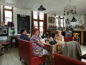 Bar-Restaurant des lavoirs à Avon-les-Roches