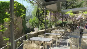 L’insolite – Restaurant Lourmarin à Lourmarin