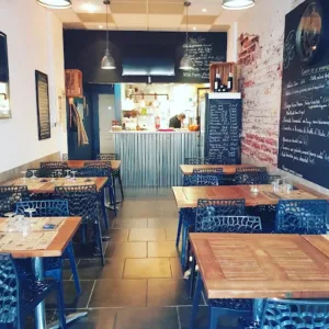 Cantine factory à St-Laurent-du-Var