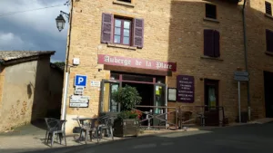 Auberge de la Place à Ville-sur-Jarnioux