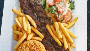 Grand ilhan à Noisy-le-Sec