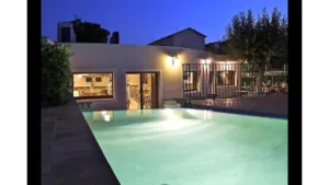 Logis Hotel Le Nouvel à Portes-lès-Valence