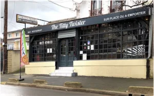 The Titty Twister à Arnouville