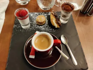 Zack Restaurant à Saint-Denis