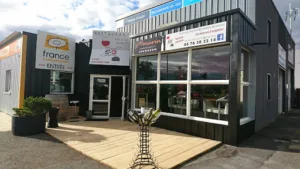 L’enverres et l’endroit à Chatte