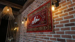 Albim Mant? Evi à Vaulx-en-Velin