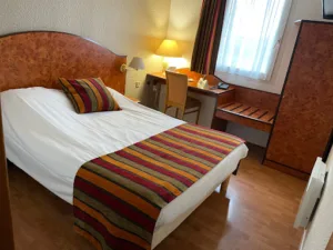 Logis Hôtel Cottage à Calais