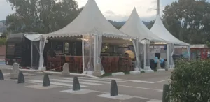 L’EmBUScade  La BUStronomie mobile à Mandelieu-La Napoule