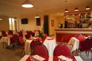 Aux Rives de l’Yonne à Laroche-Saint-Cydroine