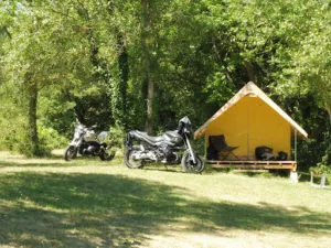 Le Camping Moto à Montclar-sur-Gervanne