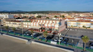 Hôtel Restaurant Méditerranée Logis de France à Port-la-Nouvelle