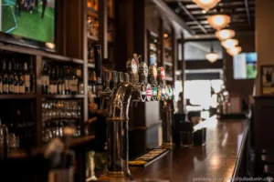 Ma Nolan’s Irish Pub, Nice Port à Nice