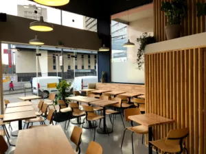 Montroy Caféteria à Montreuil