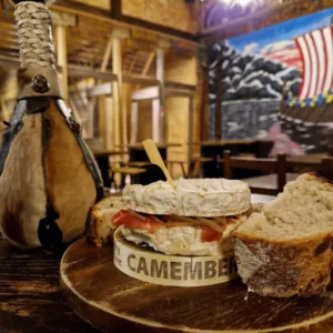 Le Valhalla – Bar – Restaurant – Lancer de hache à Bretteville-sur-Odon