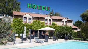 Logis Hôtel des 3 Massifs à Claix