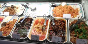 YIZHONG Traiteur Asiatique à Saint-Ouen-sur-Seine