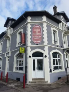 Logis Hôtel des Voyageurs à Vandières