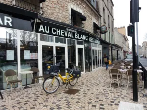 Au Cheval Blanc à Joinville-le-Pont