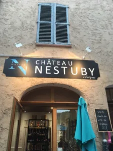 Nestuby cave & bar à Cotignac à Cotignac