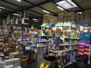 BBI, Grossiste en jouets, peluches, cadeaux, gadgets, articles forains,confiserie, jeux et jouets kermesses et fêtes d’école à Genas