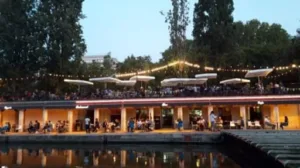 Le 25° Est à Paris