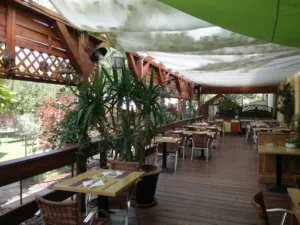 Hôtel Restaurant La Boîte A Sel à Volgelsheim