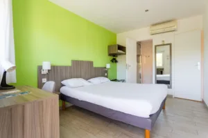 Bri Hotel & Restaurant Senzo à Manosque