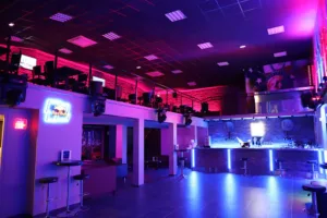 Le Manhattan Pub Lounge à Saint-Soupplets