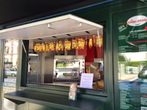 kiosque à pizzas à Montereau