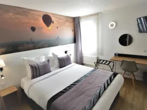 Logis Hôtel Cris Hotel à Corbas