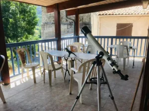 Le Dromon ; bar, restaurant, gîte détape à Saint-Geniez