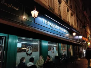 The Queen Victoria à Lille