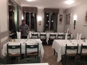 Le Limitrophe à Leers